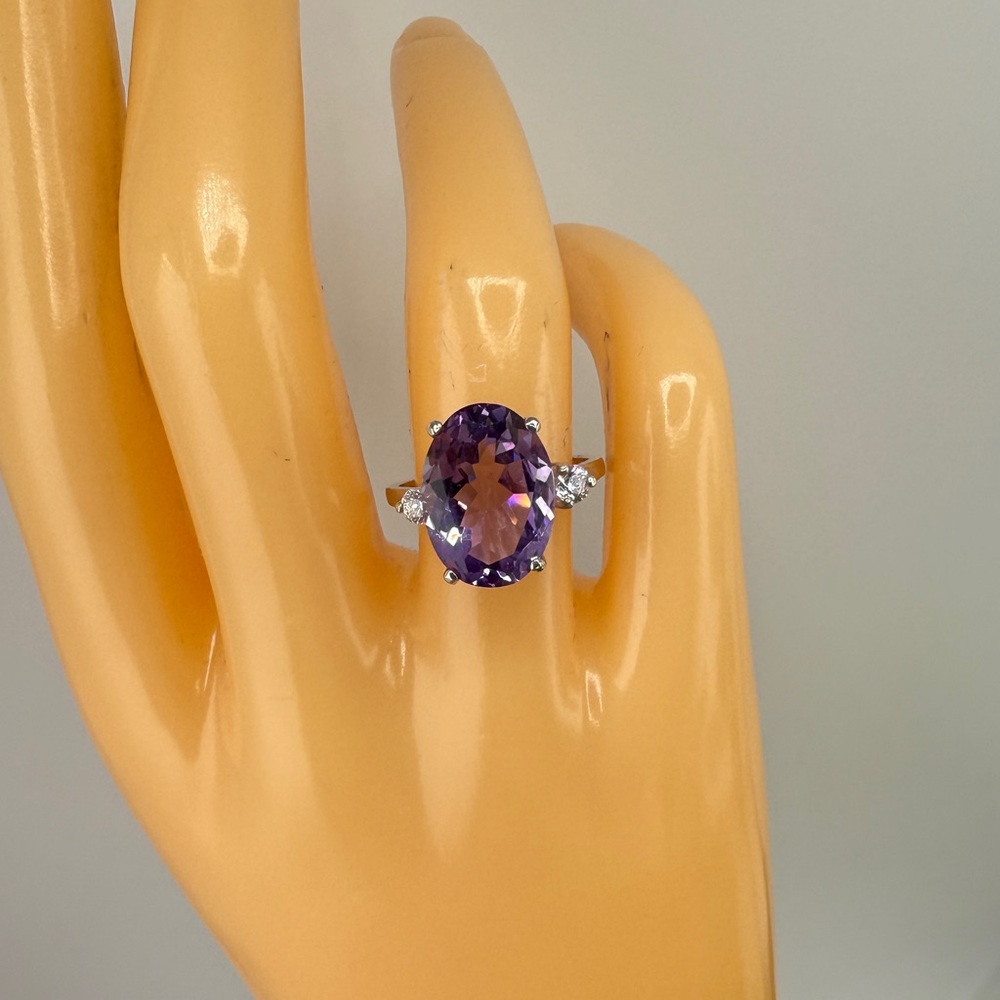 Gorgeous Oval Cut 4 CT Genuine Amethyst Size 6-1/2 .925 - Picture 4 of 17